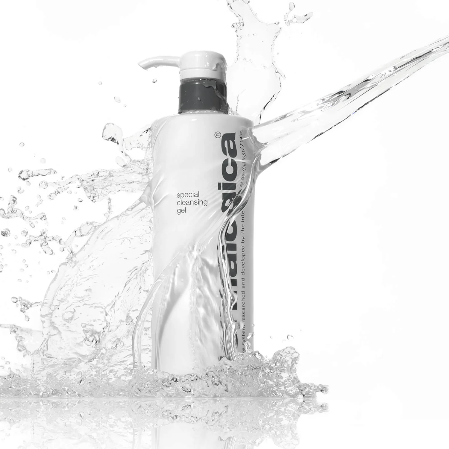 Dermalogica Daily Skin Health Special Cleansing Gel 500ml 4 Dermalogica Daily Skin Health Special Cleansing Gel 500ml - Image 2