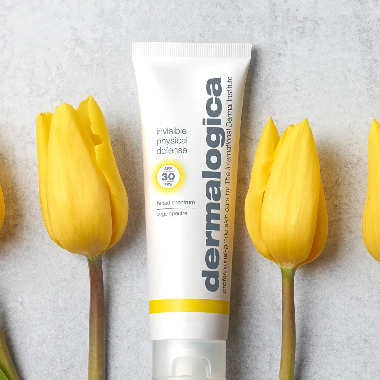 Dermalogica Daily Skin Health Invisible Physical Defence Mineral Sunscreen SPF30 50ml 3 Dermalogica Daily Skin Health Invisible Physical Defence Mineral Sunscreen SPF30 50ml - Image 2