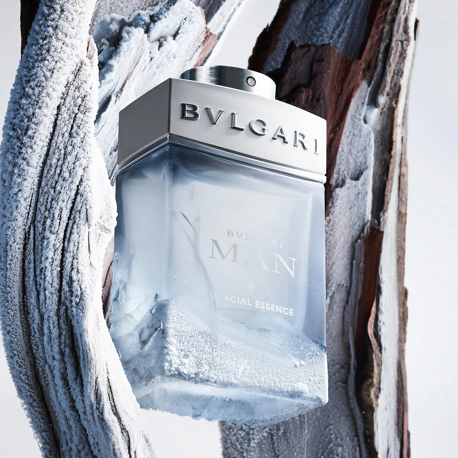 Bulgari Man Glacial Essence Eau De Parfum Spray 60ml 7 Bulgari Man Glacial Essence Eau De Parfum Spray 60ml - Image 5