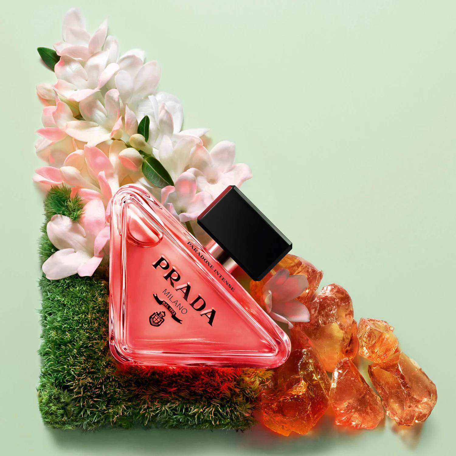 Prada Paradoxe Intense Eau De Parfum 30ml 5 Prada Paradoxe Intense Eau De Parfum 30ml - Image 3